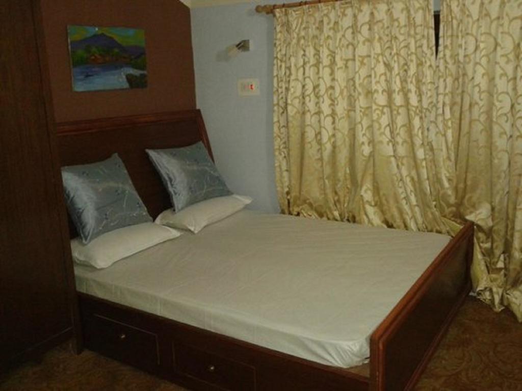 Jeelani Guest House Srīnagar Zimmer foto